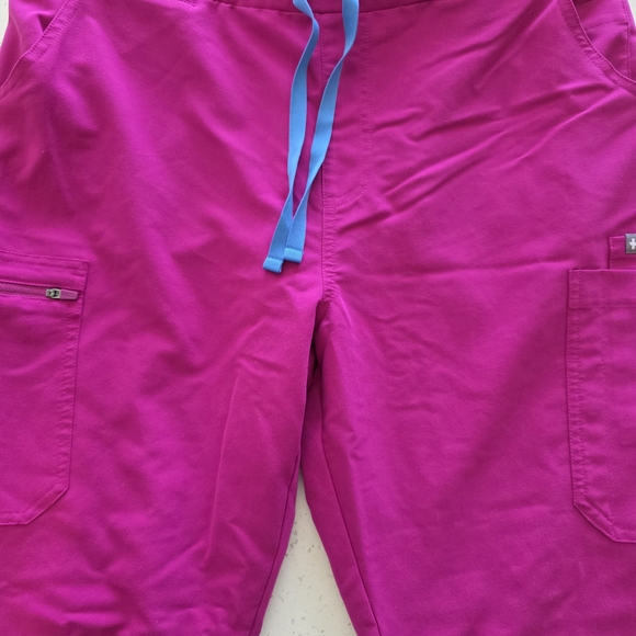 Figs Raspberry Sorbet Straight Scrub Bottoms - Picture 2 of 4